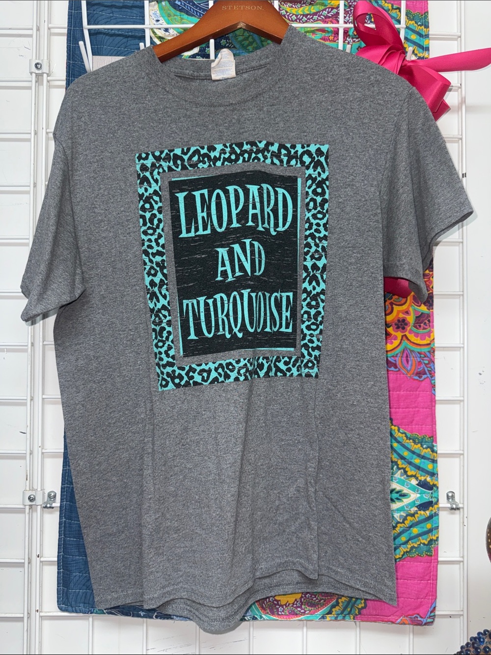 7 Graphic T-shirts, size medium - Picture 4 of 8